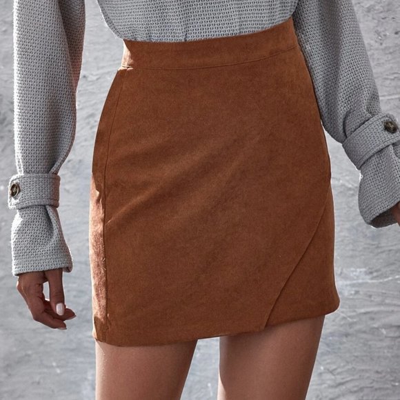 Camel Brown Mini skirt - Picture 2 of 5